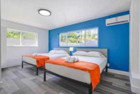 Fantastic 1 Bedroom With Pool Steps from the Beach